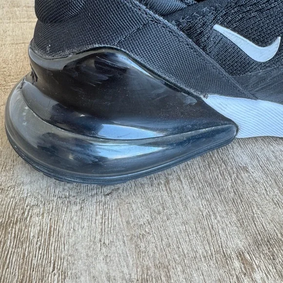 Black Nike Air Max Shoes - Picture 6 of 6